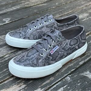Superga Snakeskin Print Sneaker Womens Size 37 / 6.5 Gray